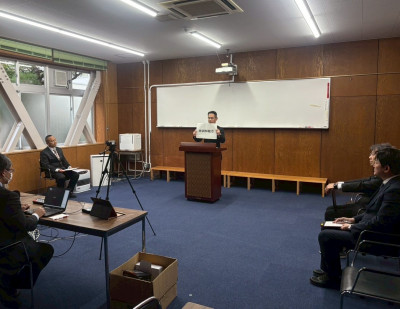 6AB6B54C-DAB3-4D59-81A0-0A1C6F37A1A4