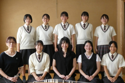 ④