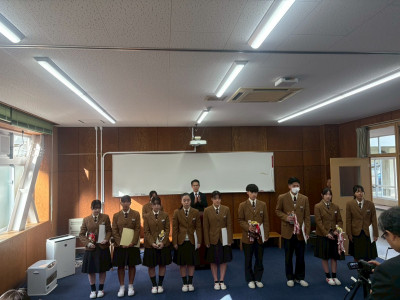 8EFF8559-E255-427D-9217-8FFD9DEA57FA