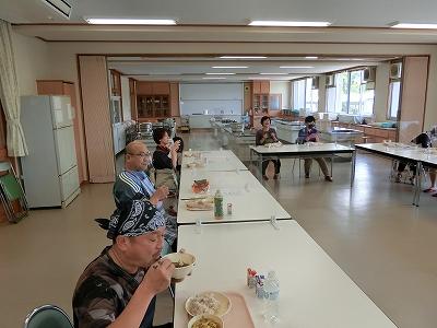 試食の様子